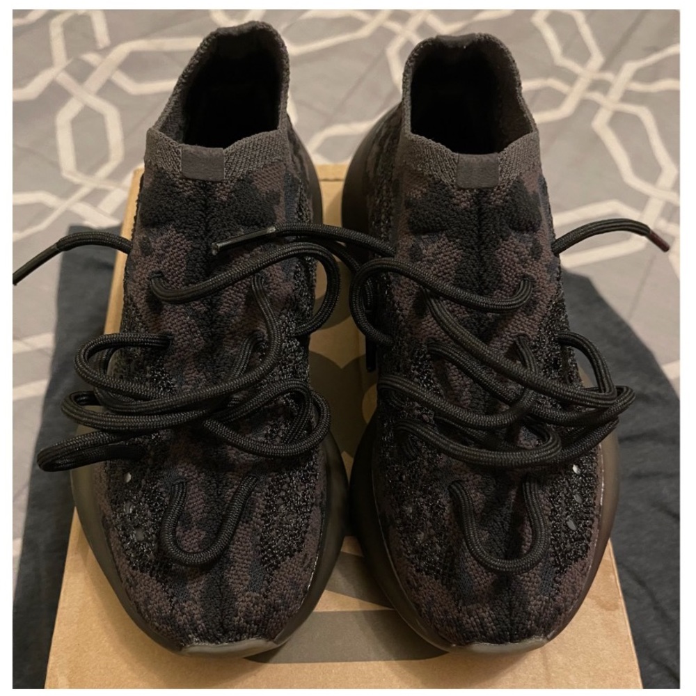 REPS - YZY ONYX